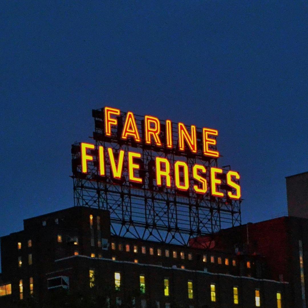 Montreal LED Neon Signs - Neonific